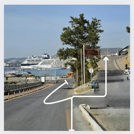 Διαμέρισμα Waterfront Glass Flat